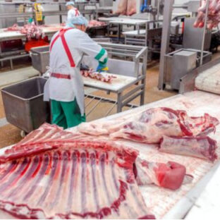 お肉屋さんもニオイが無くなった😁